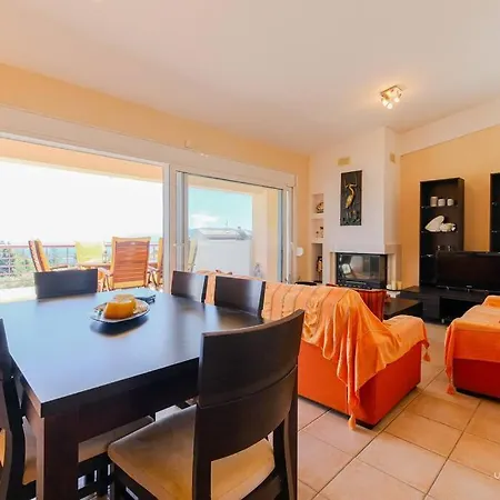 Salty Dream 3-bdrm Maison, Trani Ammouda Beach Semesterbostad *