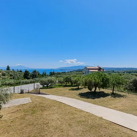 Salty Dream 3-bdrm Maison, Trani Ammouda Beach